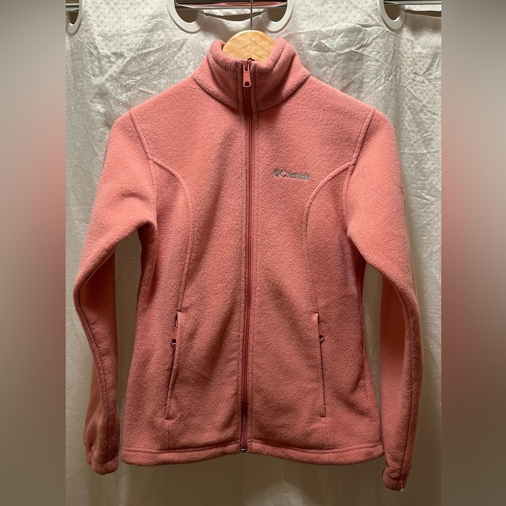 Columbia soft pink fleece